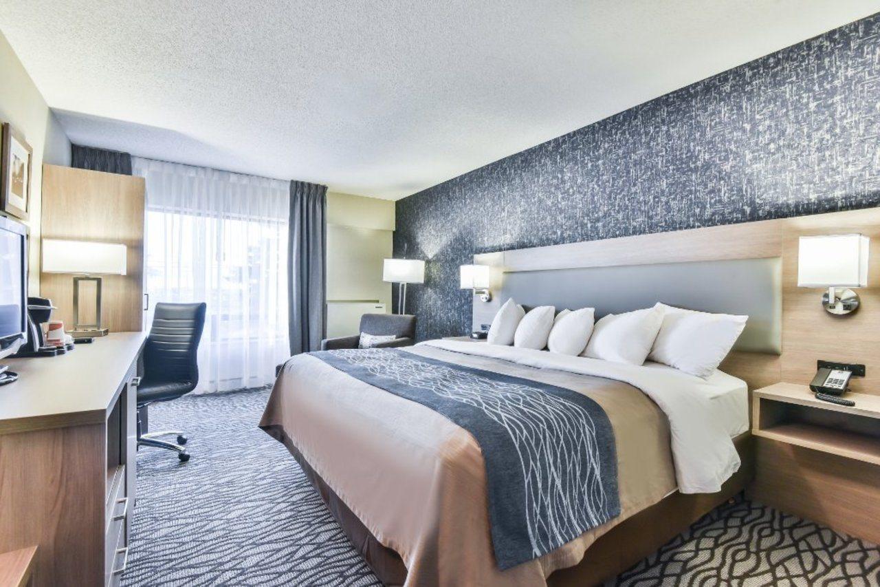 Comfort Inn Aeroport Dorval Buitenkant foto