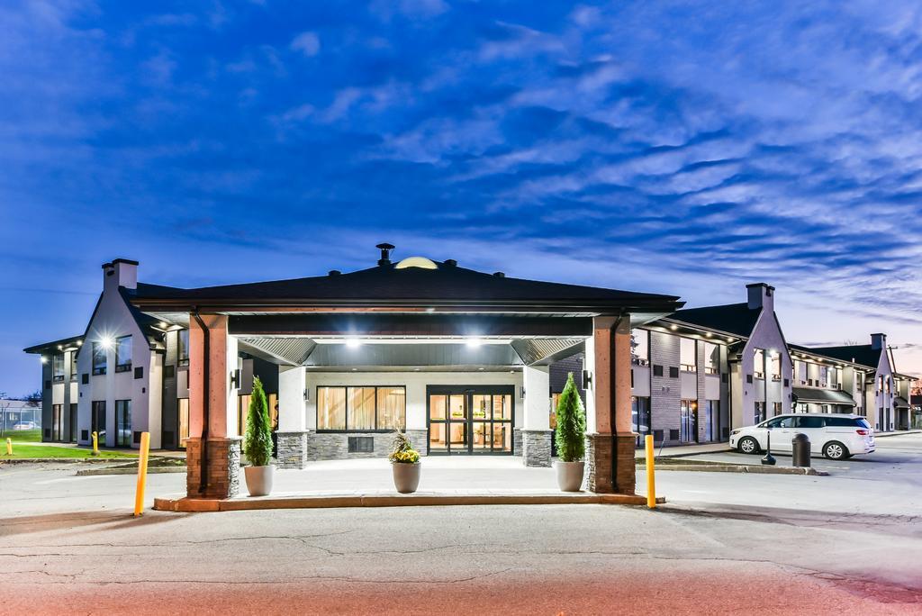 Comfort Inn Aeroport Dorval Buitenkant foto