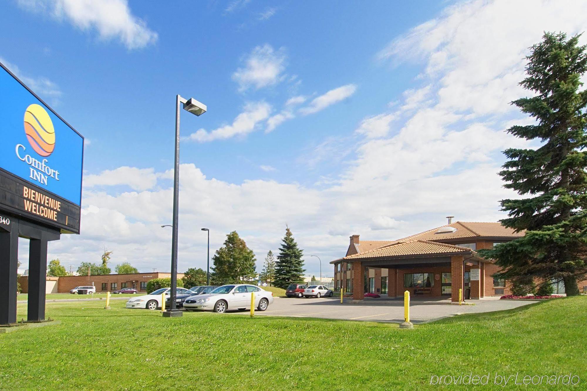 Comfort Inn Aeroport Dorval Buitenkant foto